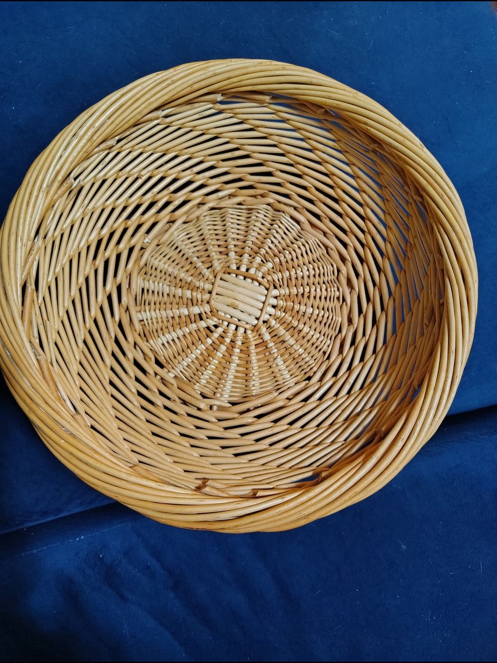 Natural Wicker Serving Basket - Tan